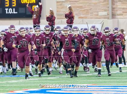 Thumbnail 2 in Union vs. Jenks photogallery.
