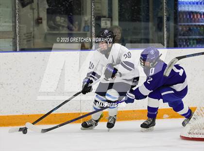 Thumbnail 3 in Darien @ Wilton photogallery.