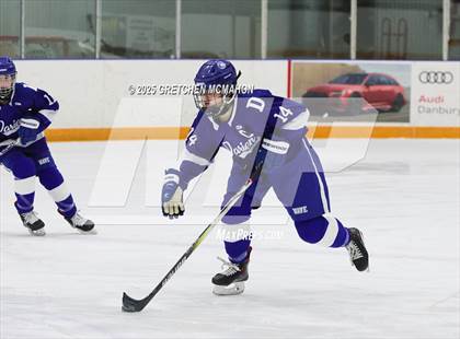 Thumbnail 1 in Darien @ Wilton photogallery.