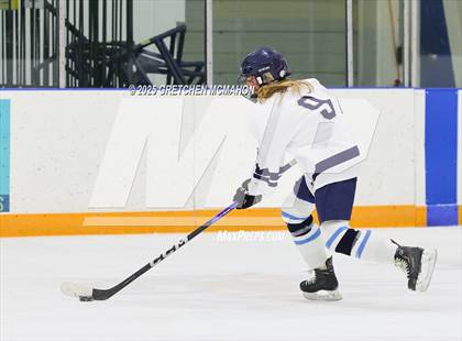 Thumbnail 3 in Darien @ Wilton photogallery.