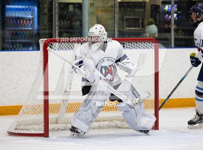 Thumbnail 2 in Darien @ Wilton photogallery.