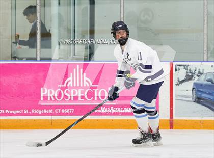 Thumbnail 2 in Darien @ Wilton photogallery.