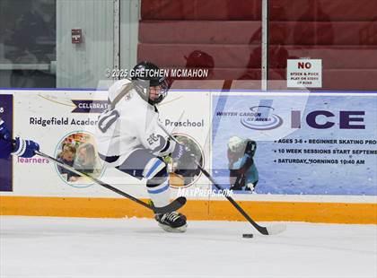 Thumbnail 1 in Darien @ Wilton photogallery.