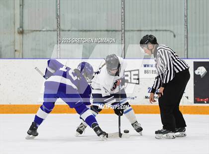 Thumbnail 3 in Darien @ Wilton photogallery.