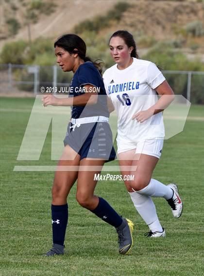 Thumbnail 1 in Bloomfield vs Piedra Vista (Aztec Tiger Shootout) photogallery.
