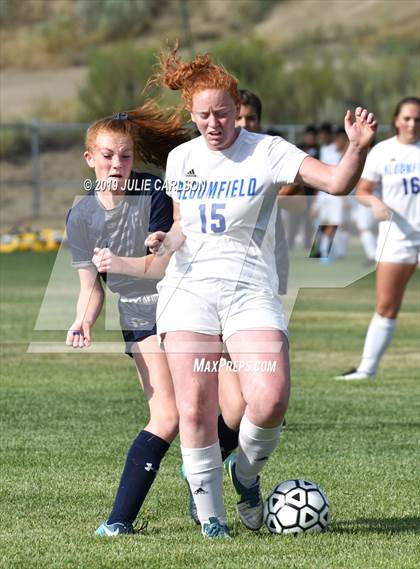 Thumbnail 2 in Bloomfield vs Piedra Vista (Aztec Tiger Shootout) photogallery.