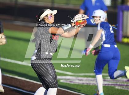 Thumbnail 2 in Celeste vs. Trenton (UIL 2A Softball Bi-District Playoffs) photogallery.