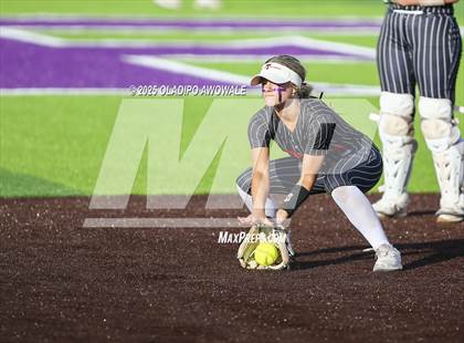 Thumbnail 2 in Celeste vs. Trenton (UIL 2A Softball Bi-District Playoffs) photogallery.