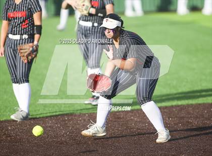 Thumbnail 3 in Celeste vs. Trenton (UIL 2A Softball Bi-District Playoffs) photogallery.
