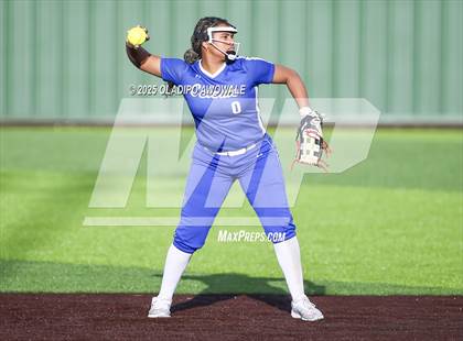 Thumbnail 3 in Celeste vs. Trenton (UIL 2A Softball Bi-District Playoffs) photogallery.
