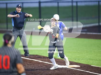 Thumbnail 2 in Celeste vs. Trenton (UIL 2A Softball Bi-District Playoffs) photogallery.