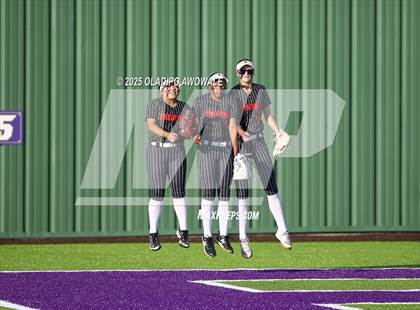 Thumbnail 2 in Celeste vs. Trenton (UIL 2A Softball Bi-District Playoffs) photogallery.