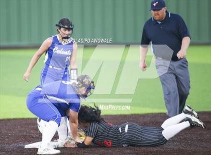 Thumbnail 3 in Celeste vs. Trenton (UIL 2A Softball Bi-District Playoffs) photogallery.