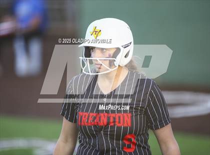 Thumbnail 2 in Celeste vs. Trenton (UIL 2A Softball Bi-District Playoffs) photogallery.