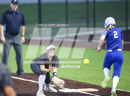 Thumbnail 3 in Celeste vs. Trenton (UIL 2A Softball Bi-District Playoffs) photogallery.