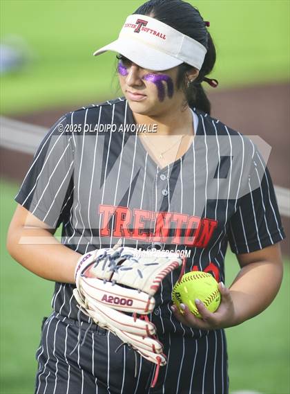 Thumbnail 1 in Celeste vs. Trenton (UIL 2A Softball Bi-District Playoffs) photogallery.