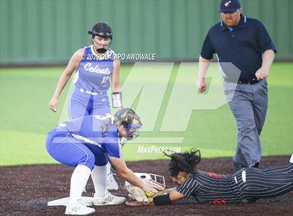 Thumbnail 2 in Celeste vs. Trenton (UIL 2A Softball Bi-District Playoffs) photogallery.