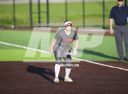 Thumbnail 2 in Celeste vs. Trenton (UIL 2A Softball Bi-District Playoffs) photogallery.