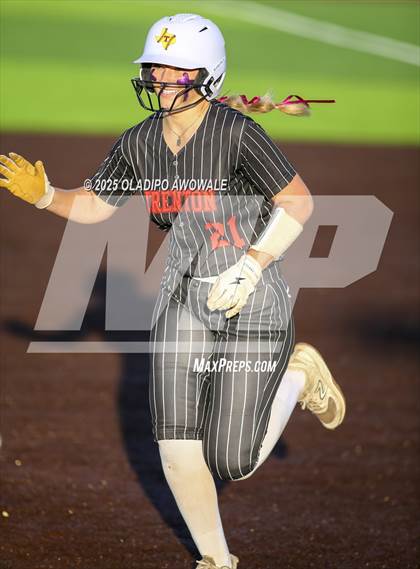 Thumbnail 1 in Celeste vs. Trenton (UIL 2A Softball Bi-District Playoffs) photogallery.