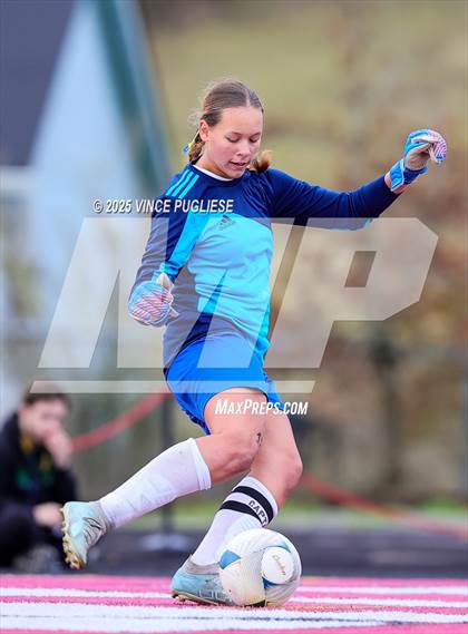 Thumbnail 1 in Rochester @ Tenino (WIAA District 4 Playoffs) photogallery.