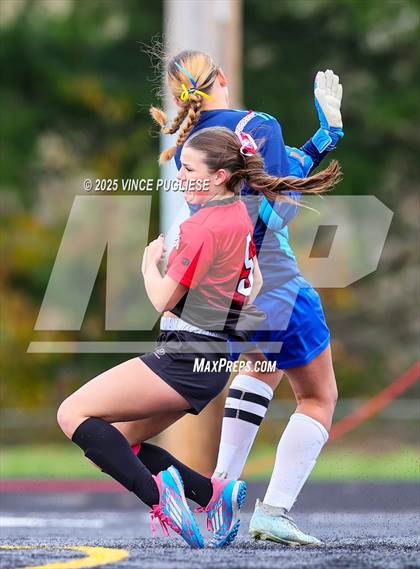 Thumbnail 3 in Rochester @ Tenino (WIAA District 4 Playoffs) photogallery.