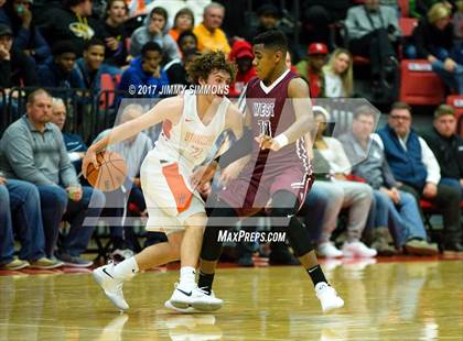 Thumbnail 3 in Belleville West vs. Edwardsville photogallery.