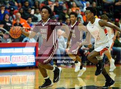 Thumbnail 3 in Belleville West vs. Edwardsville photogallery.