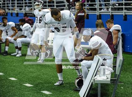 Thumbnail 3 in Cinco Ranch vs Steele (UIL 6A D2 Semifinal) photogallery.