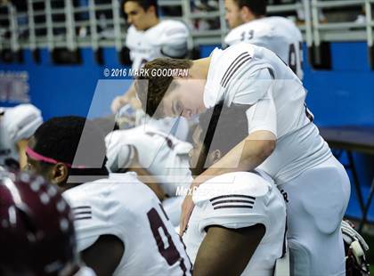 Thumbnail 3 in Cinco Ranch vs Steele (UIL 6A D2 Semifinal) photogallery.
