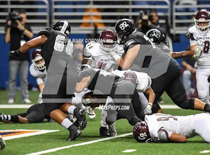 Thumbnail 3 in Cinco Ranch vs Steele (UIL 6A D2 Semifinal) photogallery.