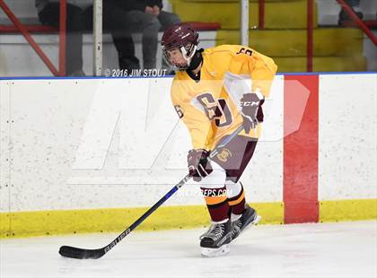 Thumbnail 2 in Darien vs. St. Joseph (Milford Holiday Jamboree) photogallery.