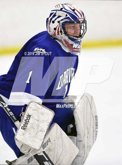 Thumbnail 3 in Darien vs. St. Joseph (Milford Holiday Jamboree) photogallery.