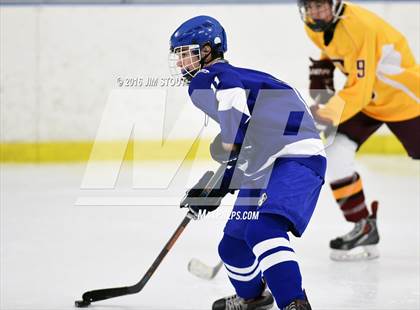 Thumbnail 2 in Darien vs. St. Joseph (Milford Holiday Jamboree) photogallery.