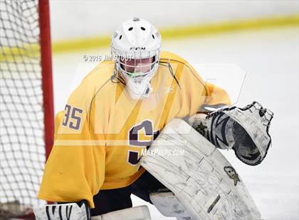 Thumbnail 3 in Darien vs. St. Joseph (Milford Holiday Jamboree) photogallery.