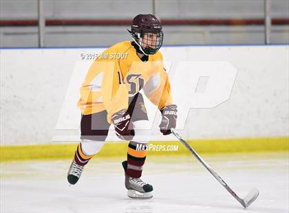 Thumbnail 2 in Darien vs. St. Joseph (Milford Holiday Jamboree) photogallery.