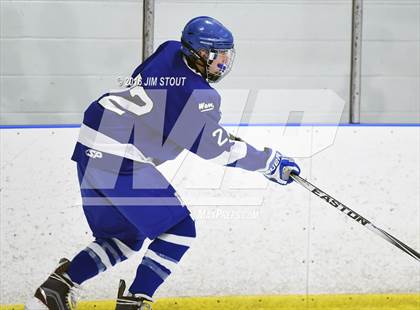 Thumbnail 1 in Darien vs. St. Joseph (Milford Holiday Jamboree) photogallery.