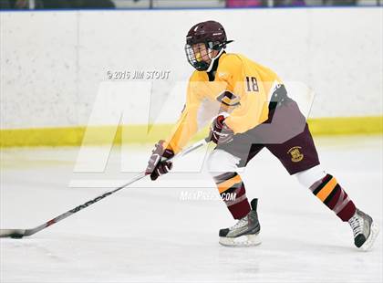 Thumbnail 1 in Darien vs. St. Joseph (Milford Holiday Jamboree) photogallery.