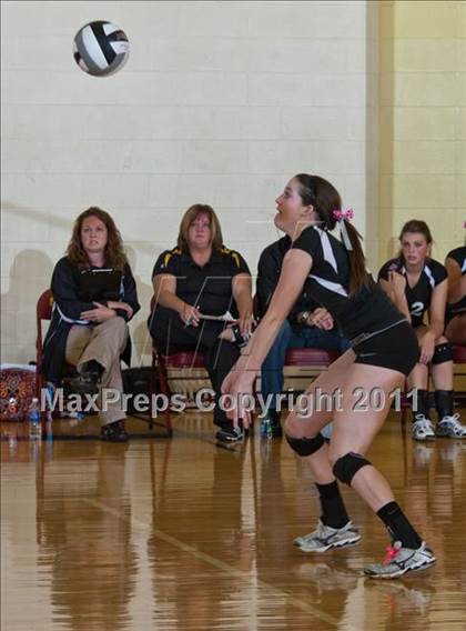Thumbnail 2 in Morristown vs Baptist Academy (IHSAA Volleyball Sectionals) photogallery.