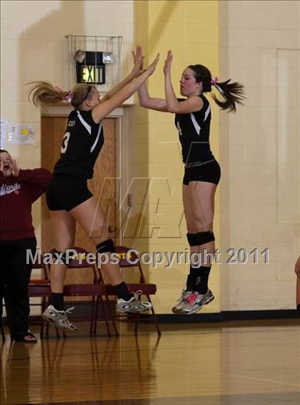 Thumbnail 2 in Morristown vs Baptist Academy (IHSAA Volleyball Sectionals) photogallery.