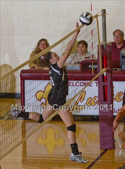 Thumbnail 3 in Morristown vs Baptist Academy (IHSAA Volleyball Sectionals) photogallery.