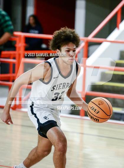 Thumbnail 1 in Sierra Canyon vs Centennial (Beverly Hills Tournament Semi-Final) photogallery.