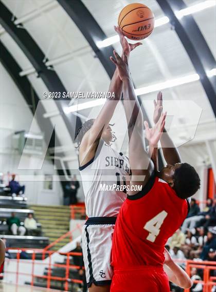 Thumbnail 3 in Sierra Canyon vs Centennial (Beverly Hills Tournament Semi-Final) photogallery.