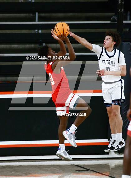 Thumbnail 3 in Sierra Canyon vs Centennial (Beverly Hills Tournament Semi-Final) photogallery.