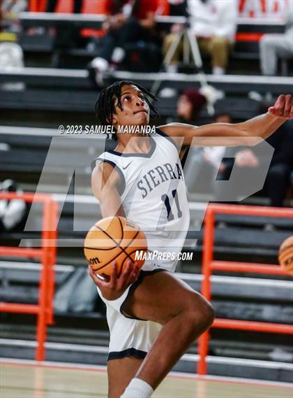 Thumbnail 2 in Sierra Canyon vs Centennial (Beverly Hills Tournament Semi-Final) photogallery.