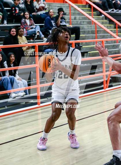 Thumbnail 2 in Sierra Canyon vs Centennial (Beverly Hills Tournament Semi-Final) photogallery.