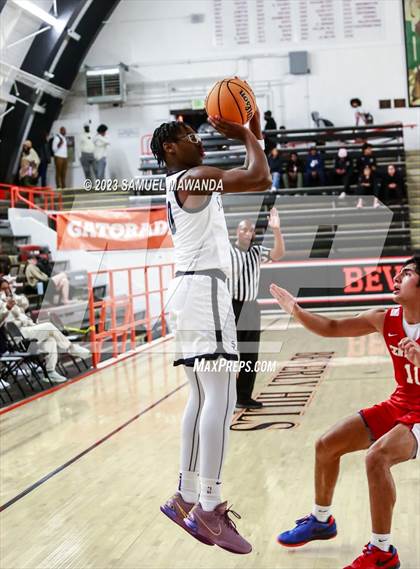 Thumbnail 1 in Sierra Canyon vs Centennial (Beverly Hills Tournament Semi-Final) photogallery.