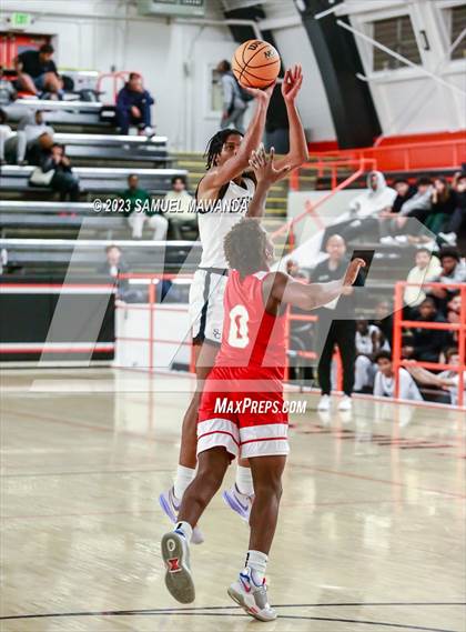 Thumbnail 2 in Sierra Canyon vs Centennial (Beverly Hills Tournament Semi-Final) photogallery.