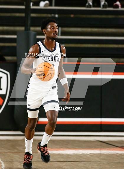 Thumbnail 1 in Sierra Canyon vs Centennial (Beverly Hills Tournament Semi-Final) photogallery.