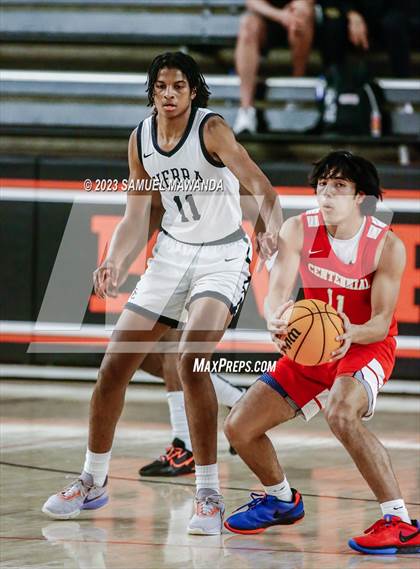 Thumbnail 3 in Sierra Canyon vs Centennial (Beverly Hills Tournament Semi-Final) photogallery.