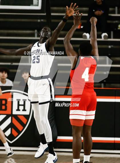 Thumbnail 1 in Sierra Canyon vs Centennial (Beverly Hills Tournament Semi-Final) photogallery.